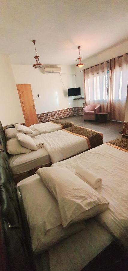 Crystal Hotel فندق كريستال Nablus Exterior photo