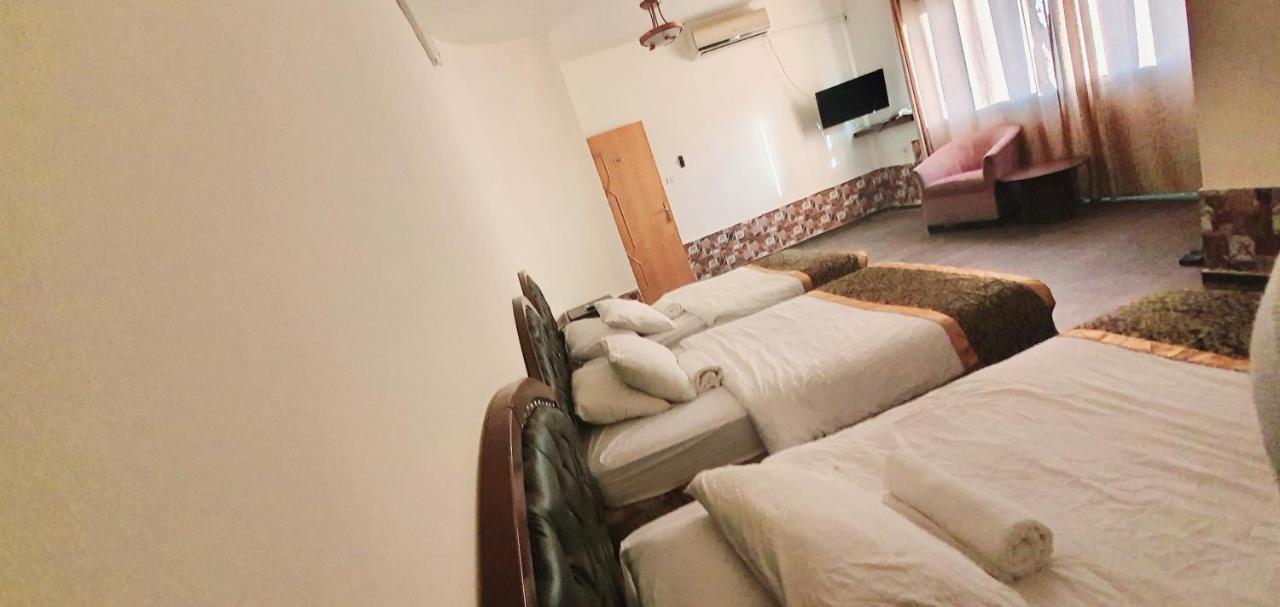 Crystal Hotel فندق كريستال Nablus Exterior photo